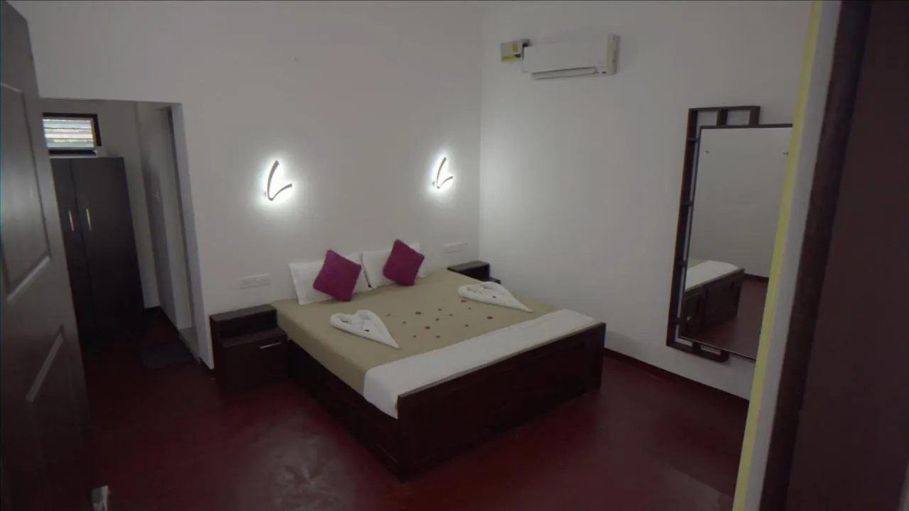 Marari Praise Beach Front Homestay Mararikulam India