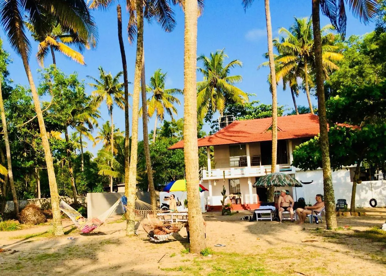 Marari Praise Beach Front Homestay Mararikulam