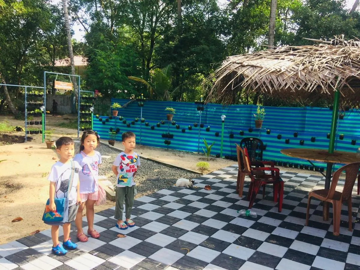 Marari Praise Beach Front Homestay Mararikulam